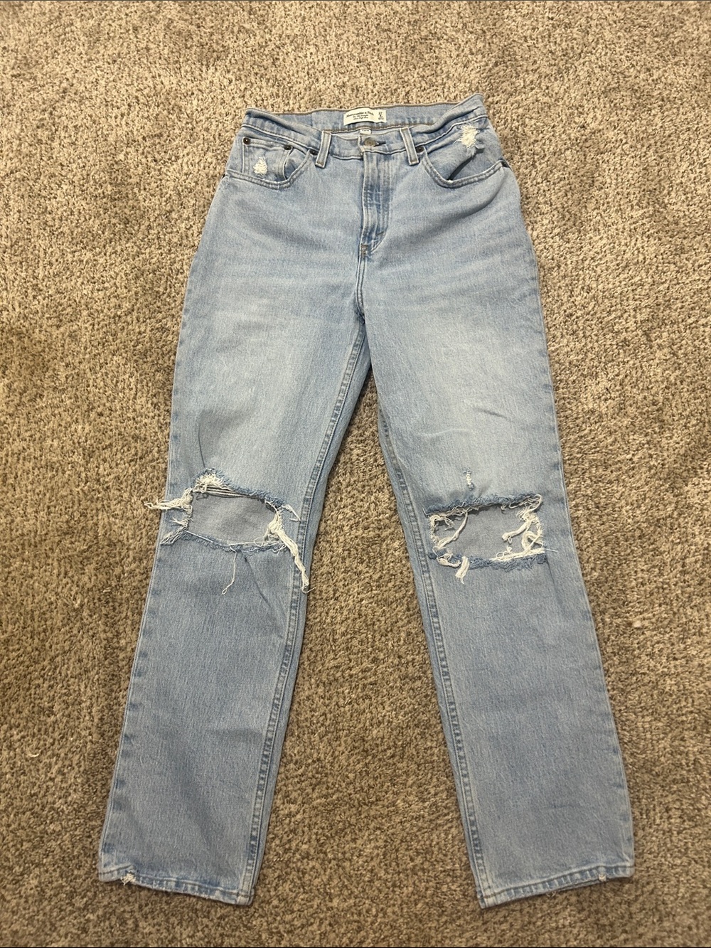 Abercrombie The 90s Straight Ultra High Rise Curve Love